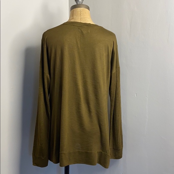 Madewell 💯 % Viscose - Picture 10 of 11